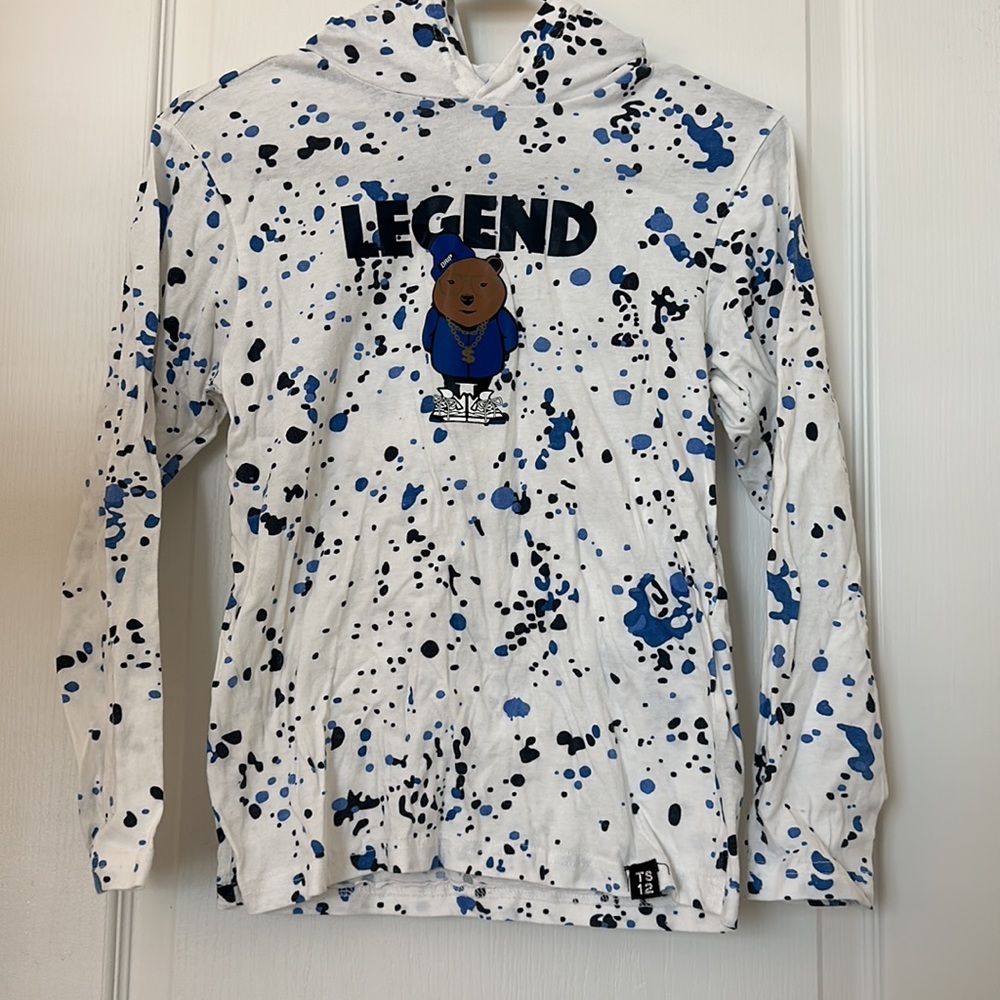 Graphic tee